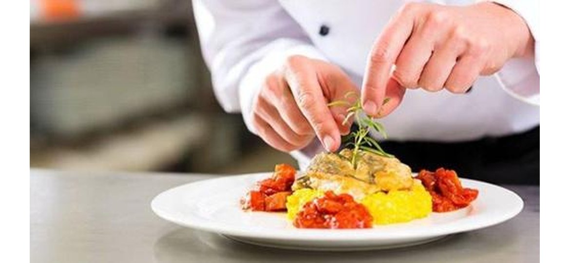 cosmos-agency-is-looking-for-chefs-and-patissers-job-offer-image